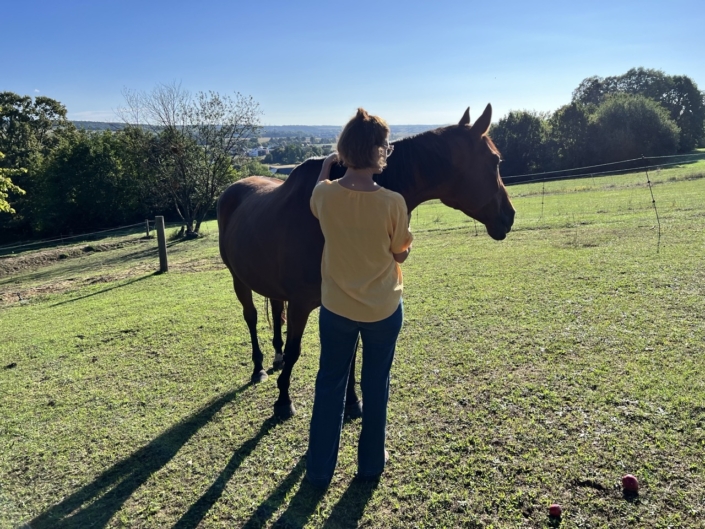 Elois und Sarah im ViehFeeling-Raum